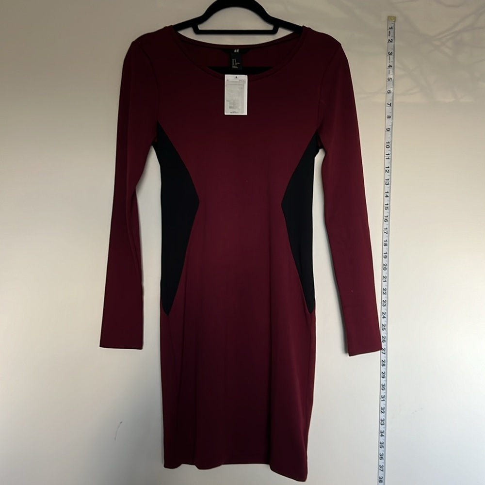 NWT H&M burgundy long sleeve with black side panels